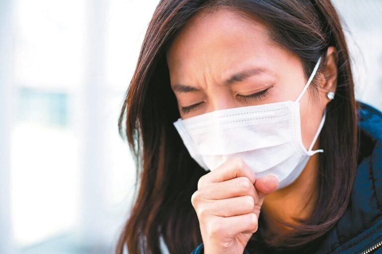 “不停咳嗽困扰生活？7大绝招立刻让你恢复自由呼吸！”