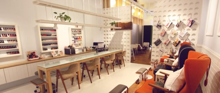 新加坡五大美甲店疯狂推荐！指尖魅力全开，成为时尚圈新宠！
